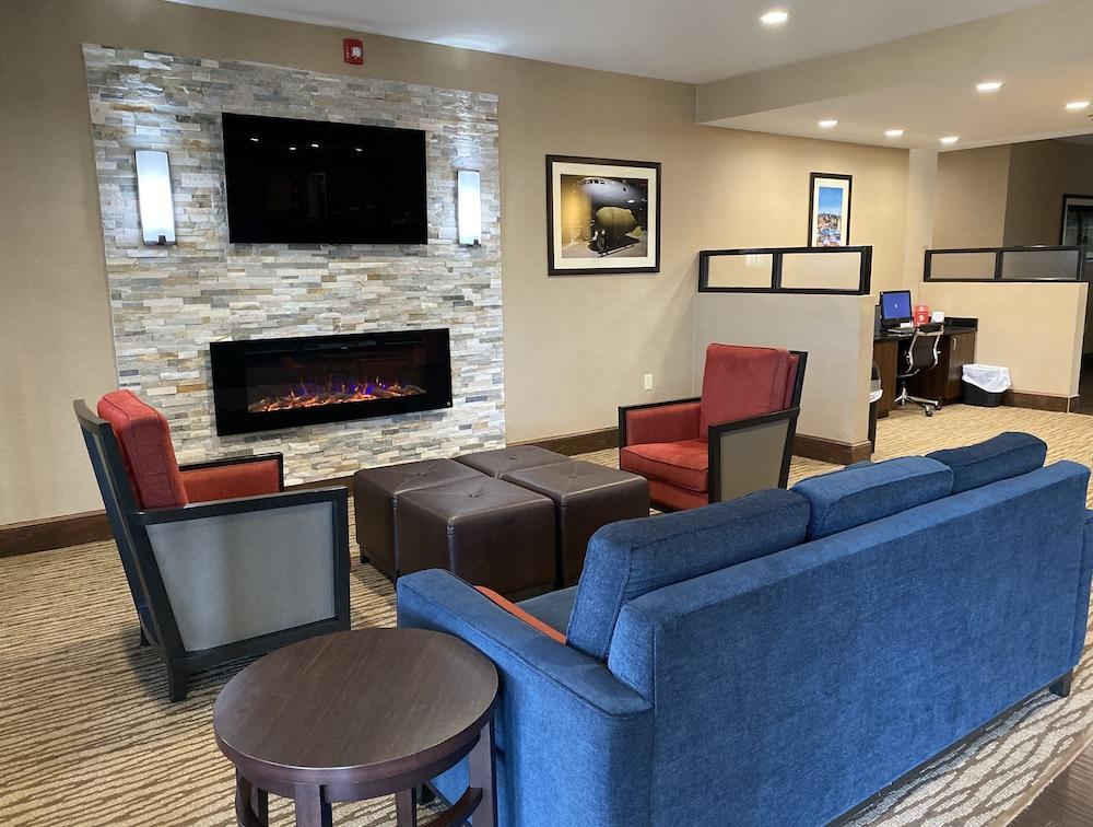 Comfort Suites Byron Warner Robins Exterior photo