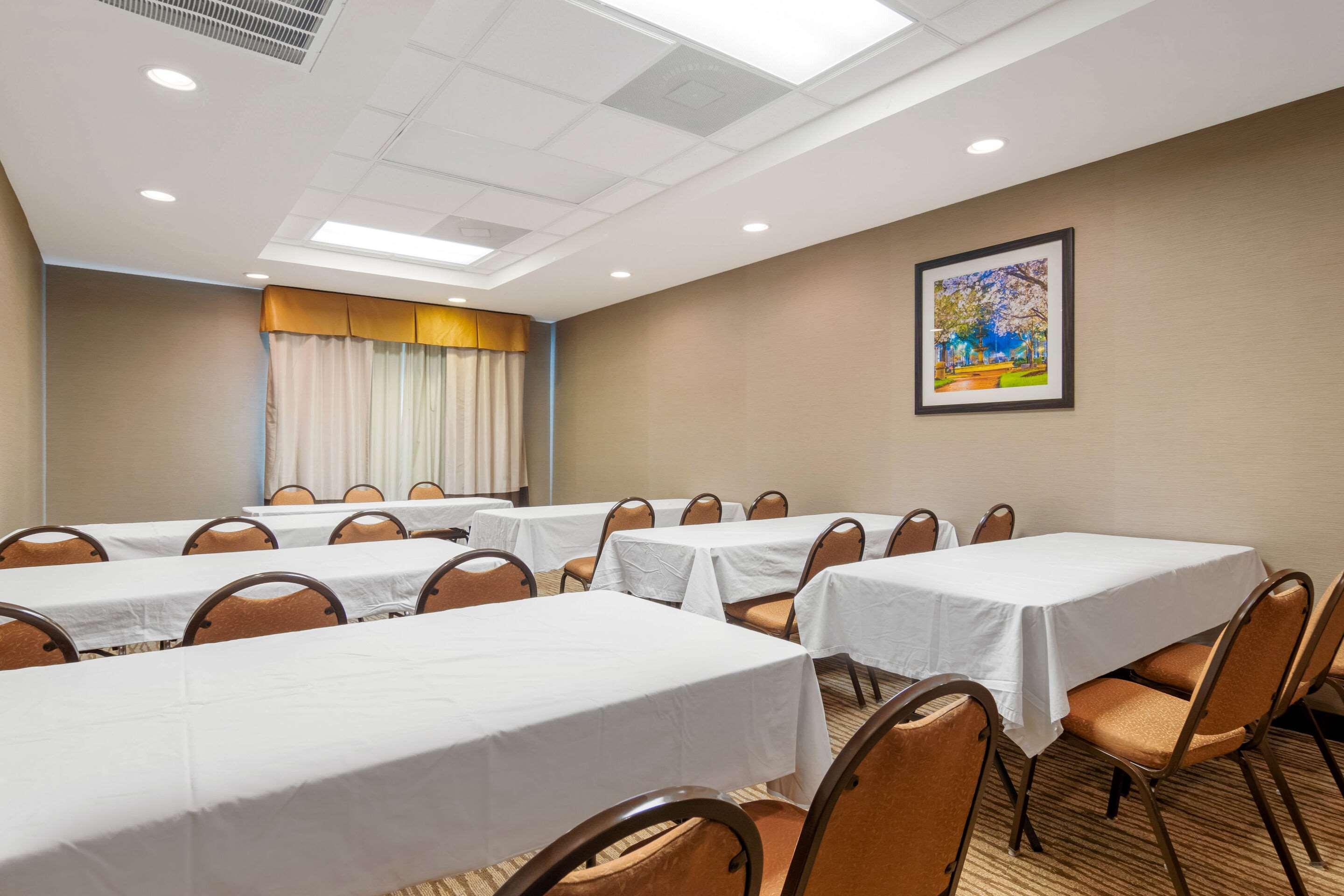 Comfort Suites Byron Warner Robins Exterior photo