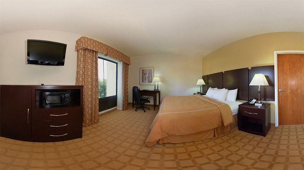 Comfort Suites Byron Warner Robins Exterior photo